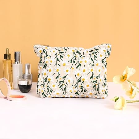 Andrea | Flower Embroidered Makeup Bag